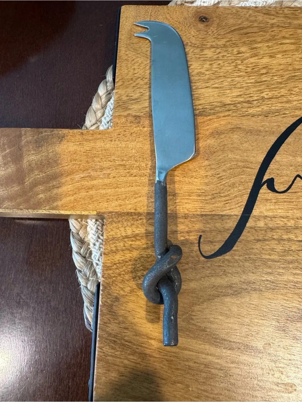 New Mud Pie “fromage” cheese cutting board with knife
